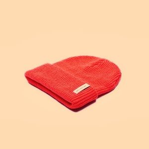 Atelier New Regime orange beanie tuque